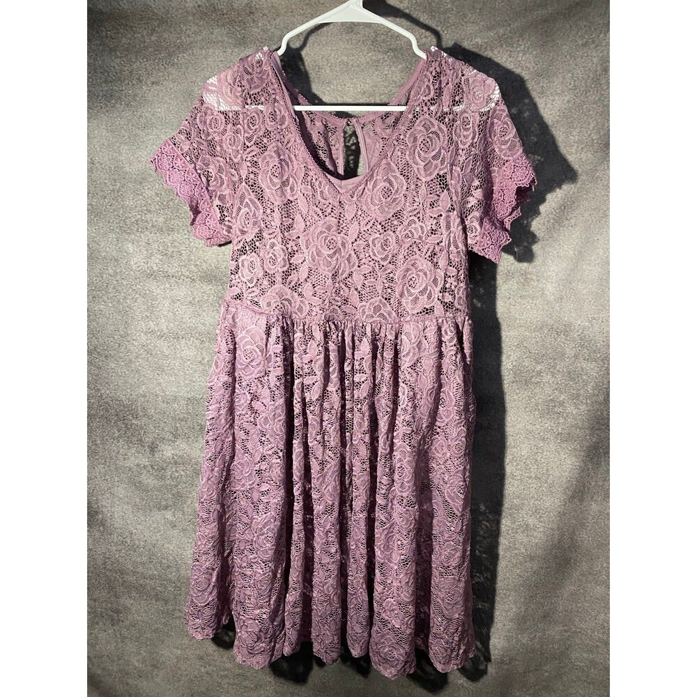 Torrid Dress 10 00 M/L Purple Rose Lace V-Neck Keyhole Mini Skater NWT New - Picture 2 of 12